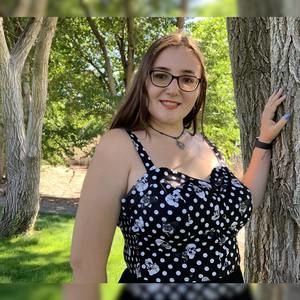 Meet your Posher, Rhiannon